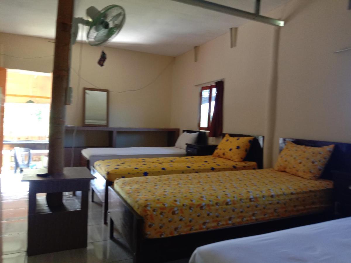 Tarsan Homestay Labuan Bajo Buitenkant foto